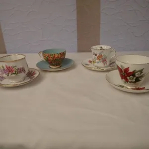Teacups & Saucers