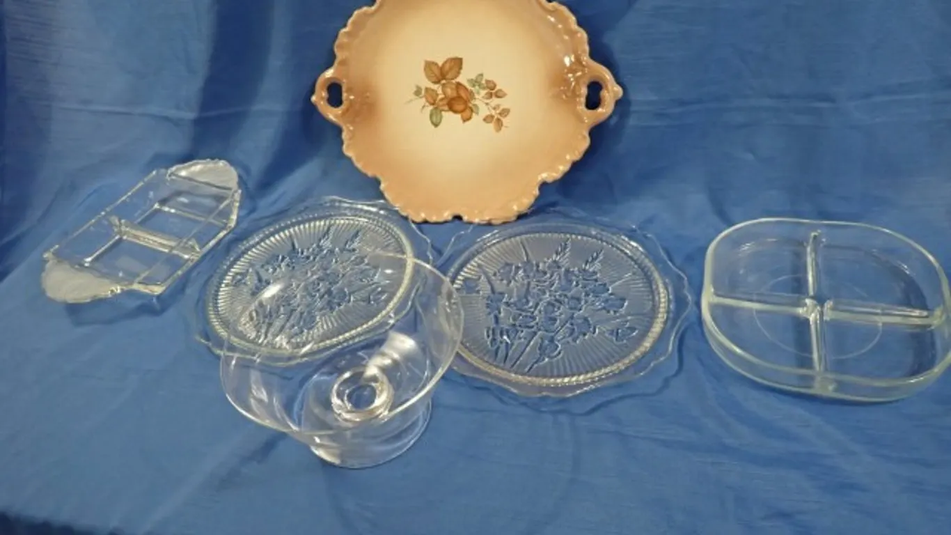 Jeannette Crystal Iris Platters +