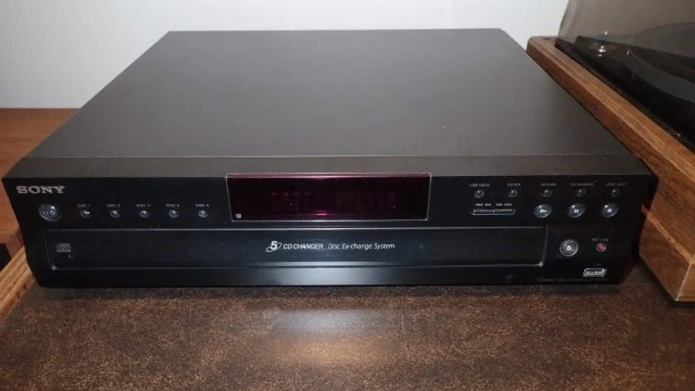 Sony 5 Disc CD Player