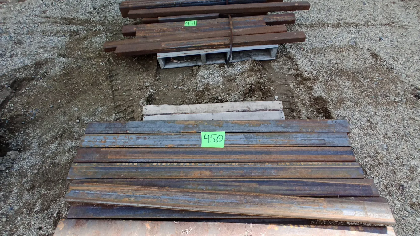 8 Metal Shorts, about 4ft long each