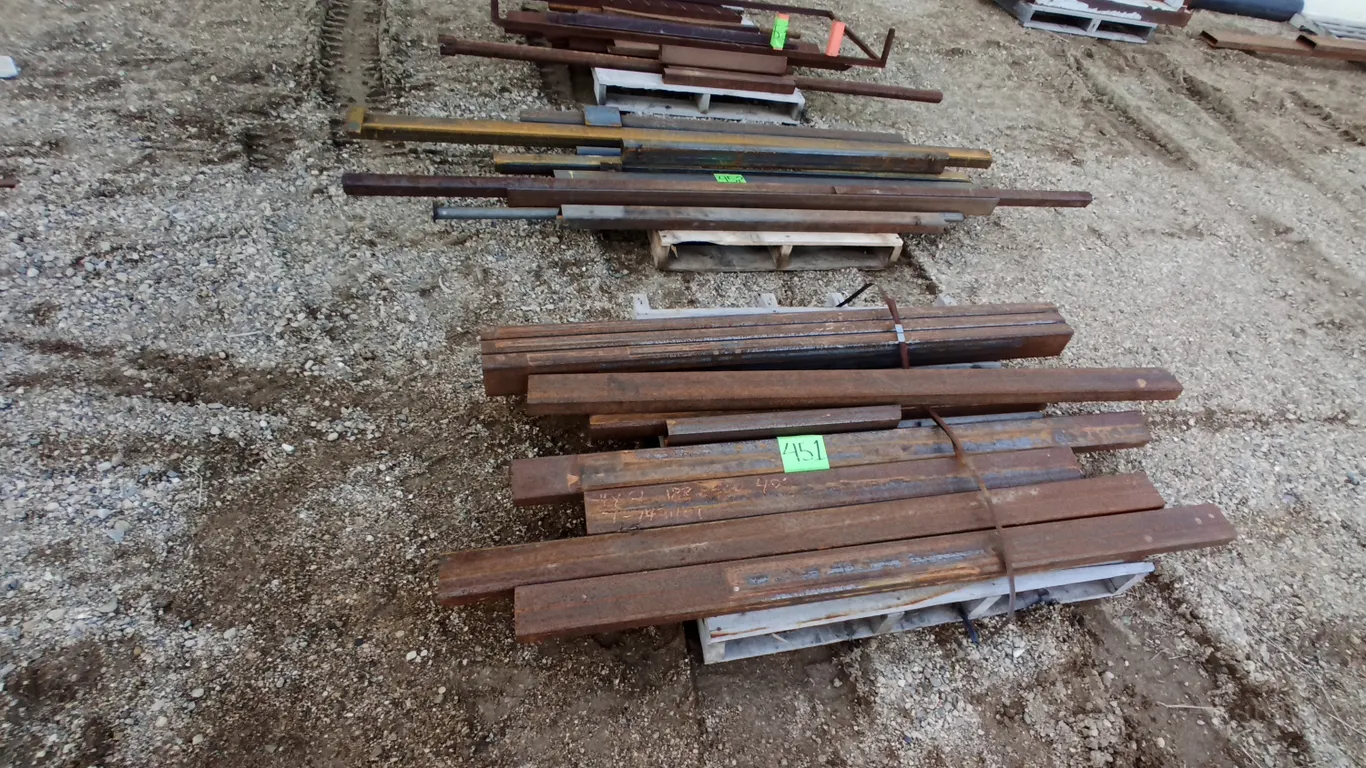 10 pieces Metal Scrap, about 5ft long on average