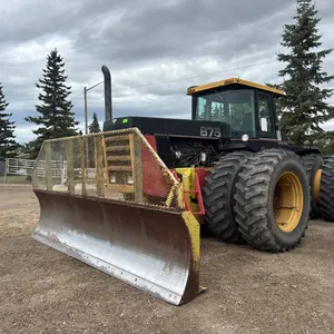 1988 Versatile 876 4WD Tractor with Degelman 14' Silage Blade