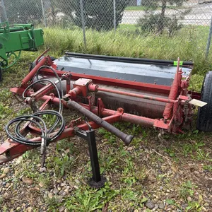 New Holland Hay Conditioner, s/n: 12186   **D-12**