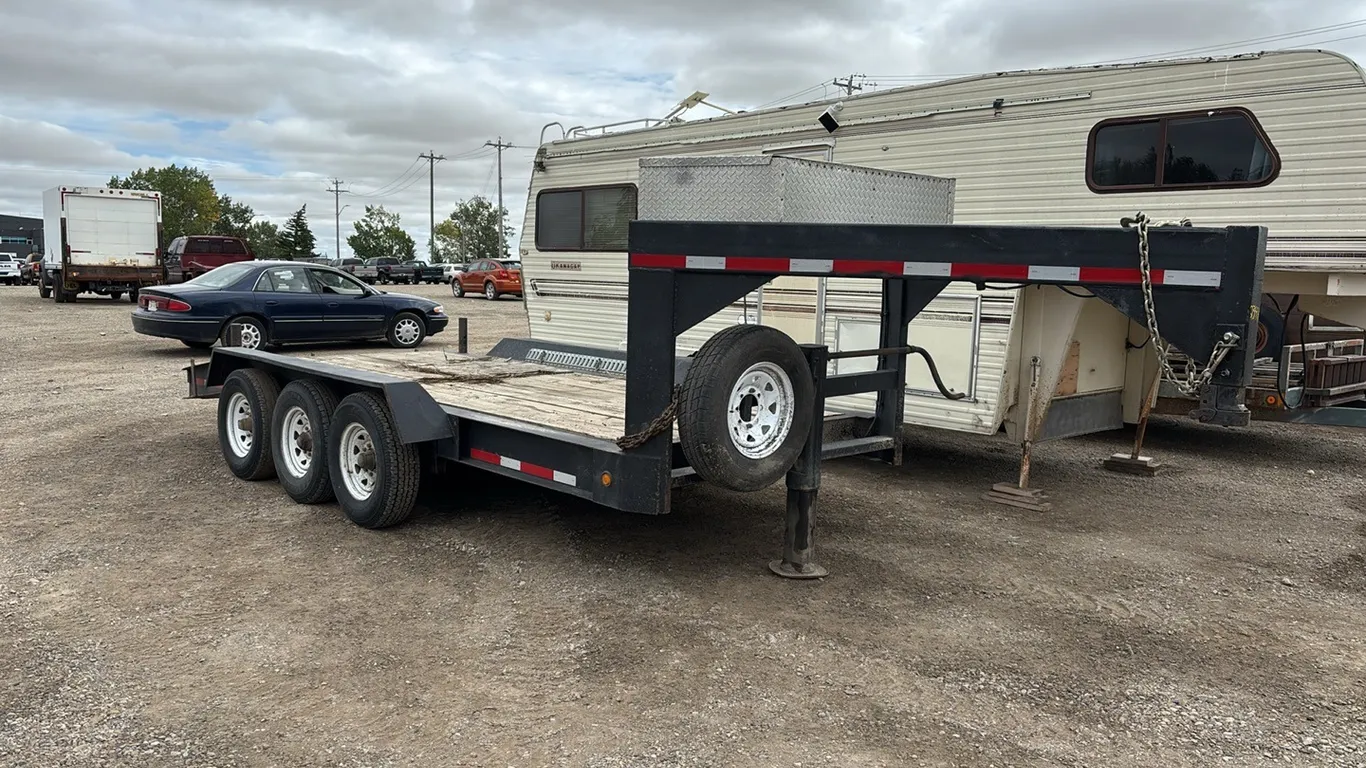 Shop Built 18' Gooseneck Lowboy Flatdeck Trailer VIN: 2ATP03233FU751837