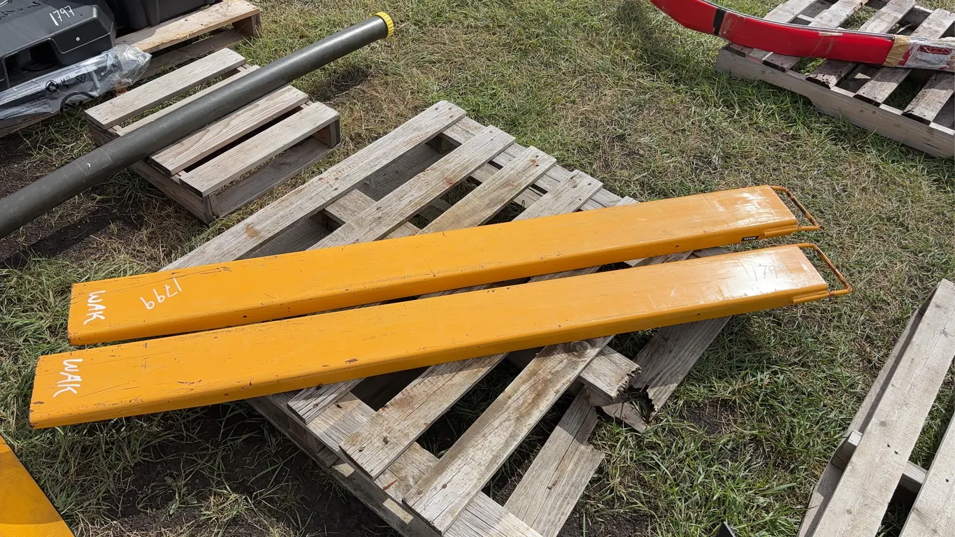 Pallet Fork extensions, 5" wide x 5'9'' orange/yellow, *Unreserved*