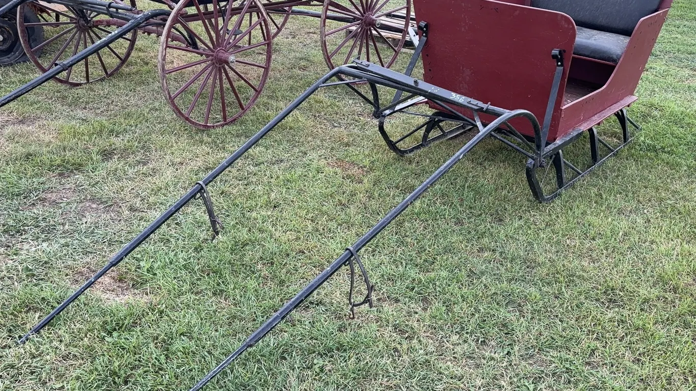 Horse Drawn Sleigh, Single Horse *Unreserved*
