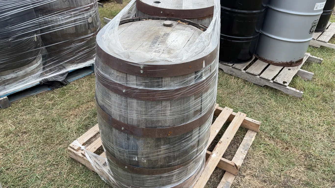 2 - Wooden Oak Barrels w/ metal hoops *Unreserved*