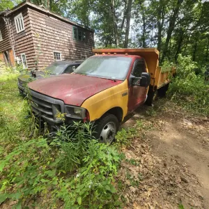 1999 Ford F-550  Dump Truck (Parts Only)