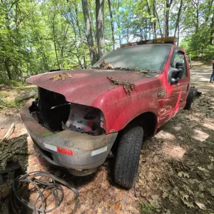 2003 Ford F-350 Super Duty Pickup Truck (Parts Only)