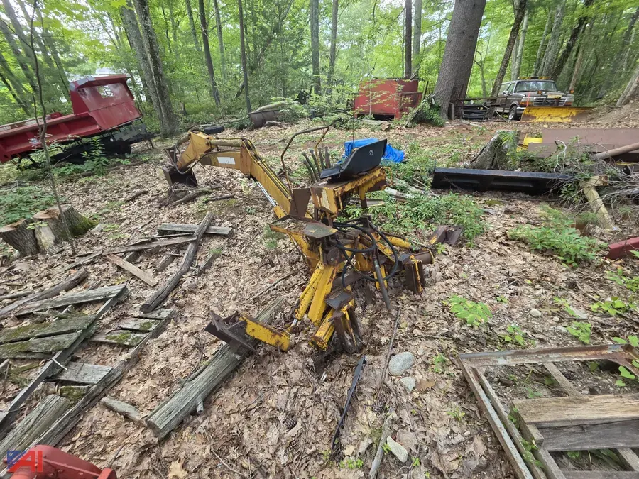 3-Pt Backhoe Attachment
