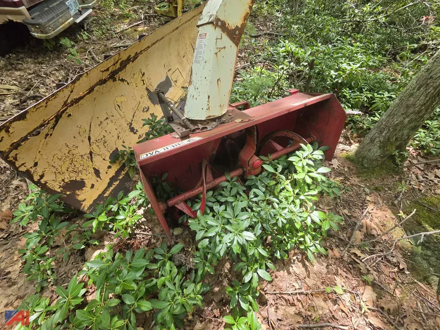 Ber-Vac S-51 Snowblower