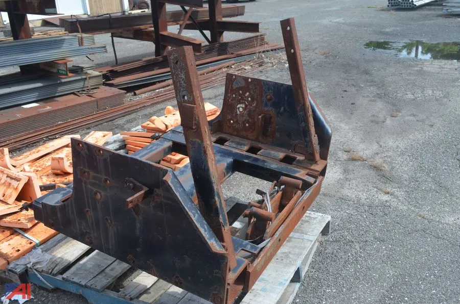 Heavy Duty Snow Plow Mount