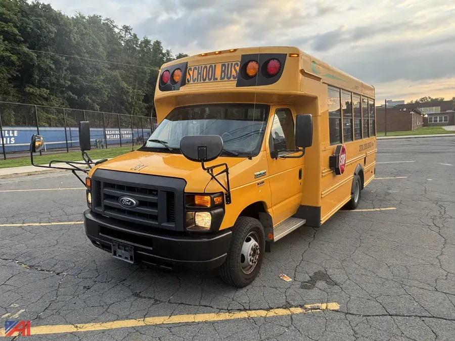2016 Ford E-450 Mini School Bus