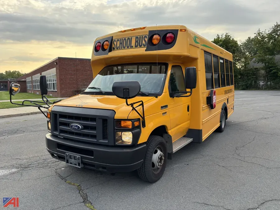 2016 Ford E-450 Mini School Bus