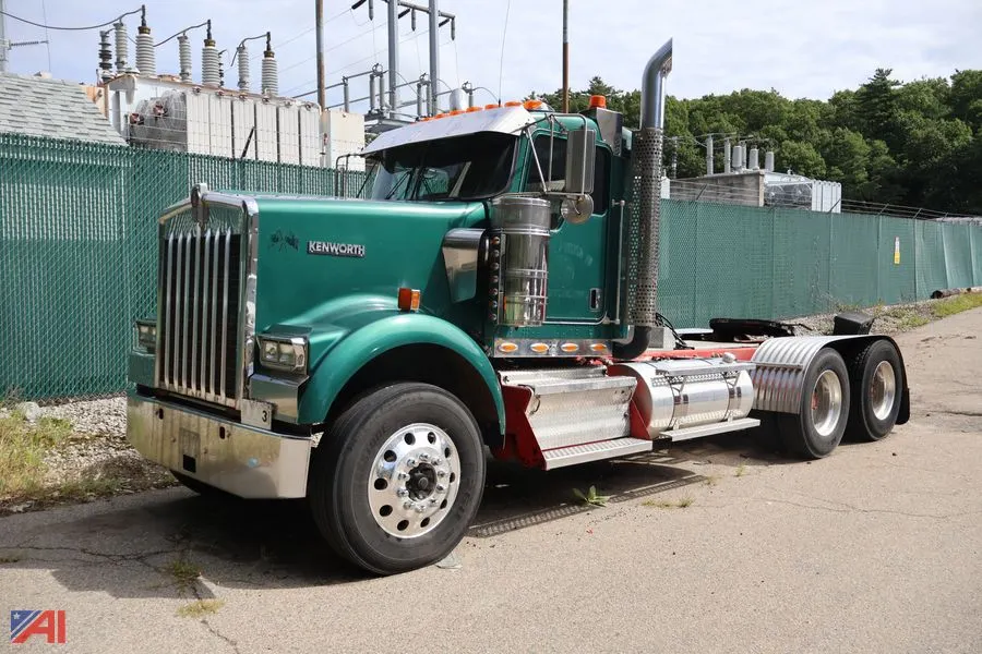 2011 Kenworth W900 Truck Tractor