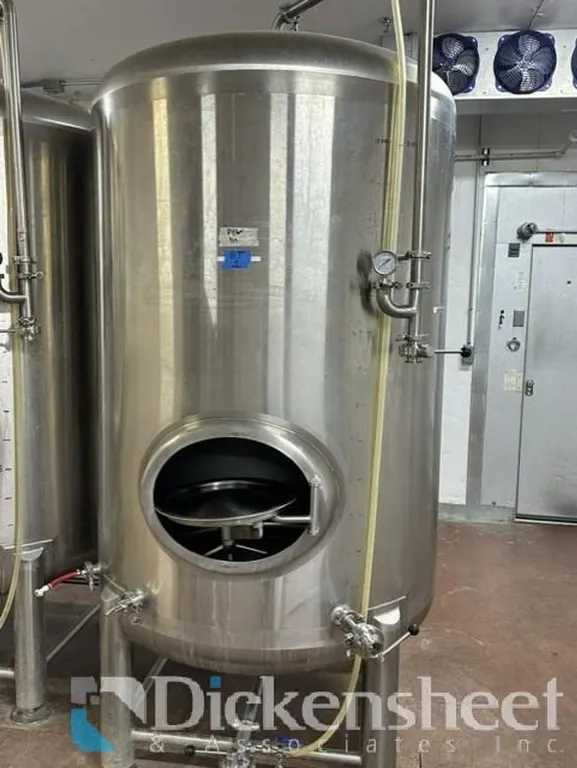 APPROX. 15 BBL STAINLESS STEEL BREWERY BRITE TANK