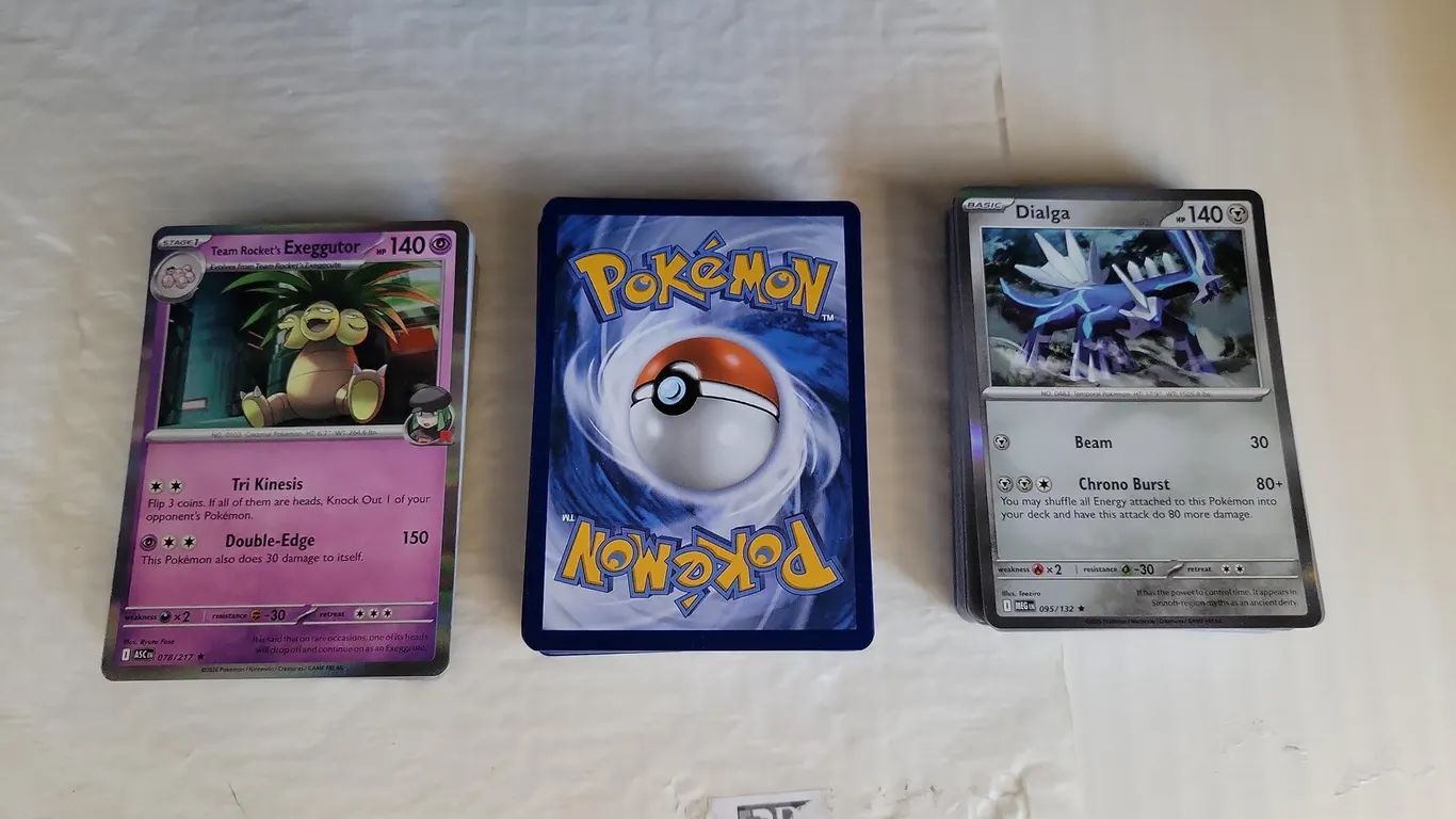 (150) POKÉMON CARD LOT