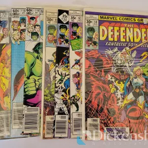 (8) MARVEL THE DEFENDERS COMIC BOOKS