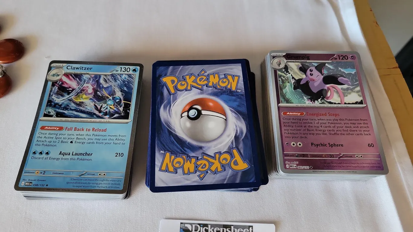 (150) POKÉMON CARD LOT