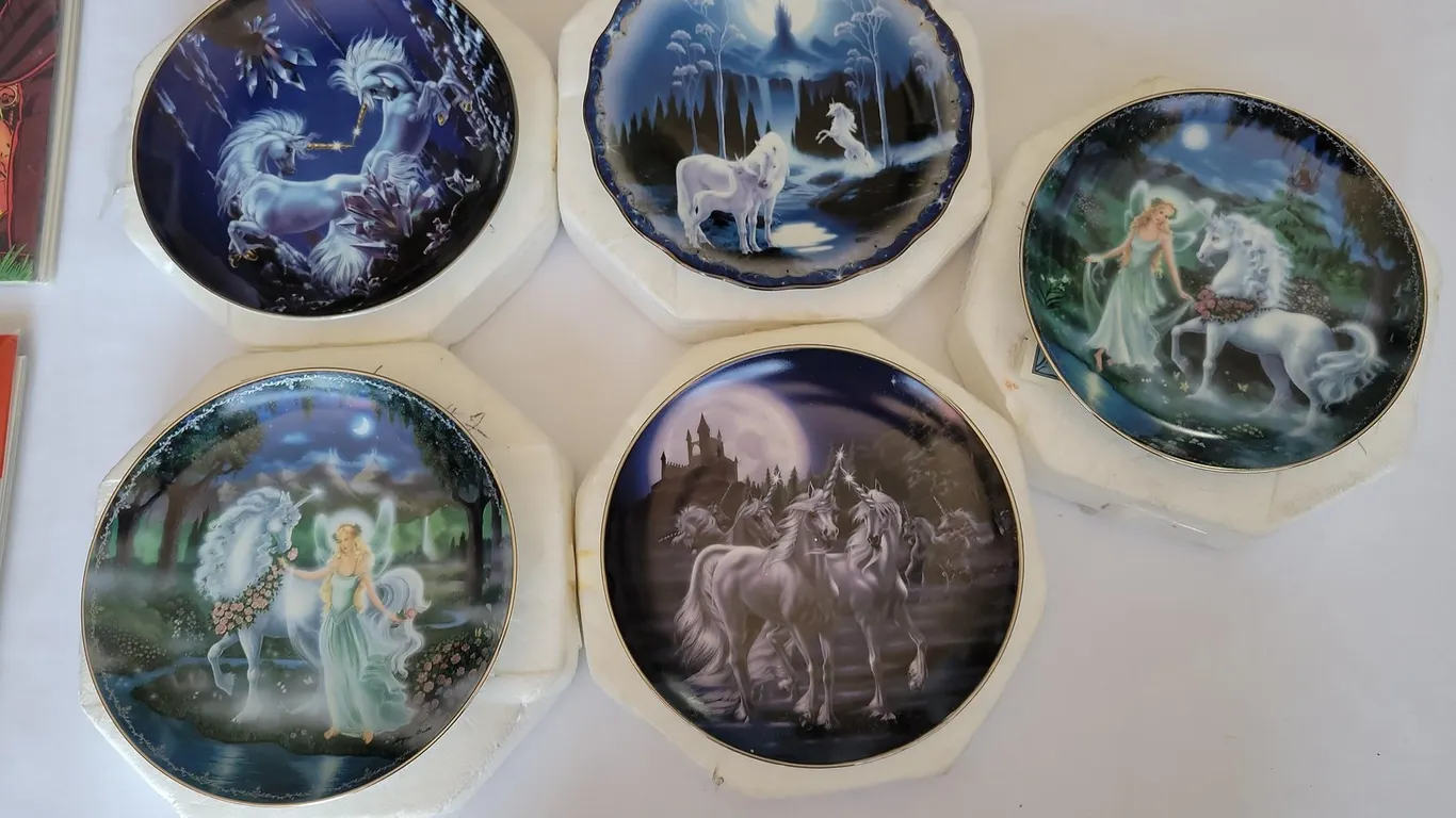 (5) COLLECTIBLE BRADFORD EXCHANGE COLLECTIBLE PLATES