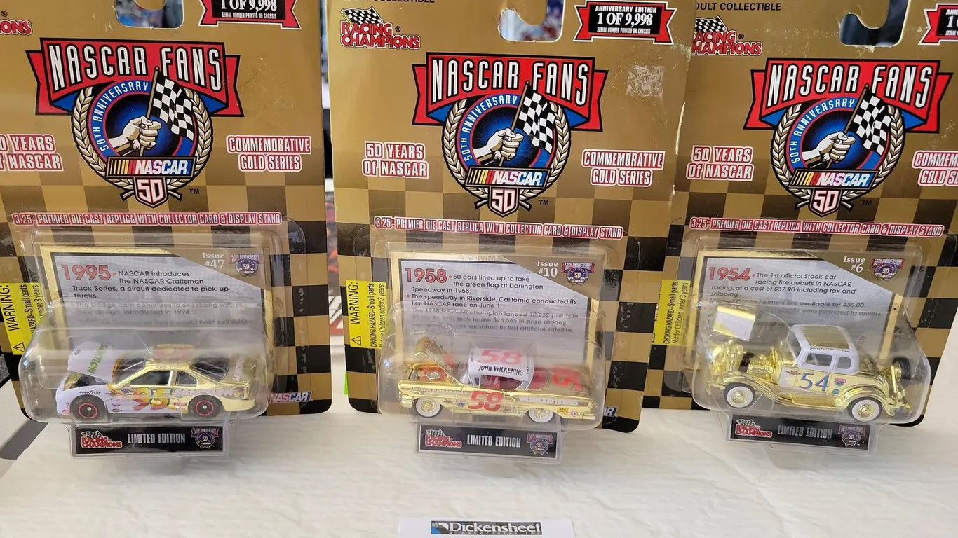 (3) NASCAR COLLECTIBLE CARS