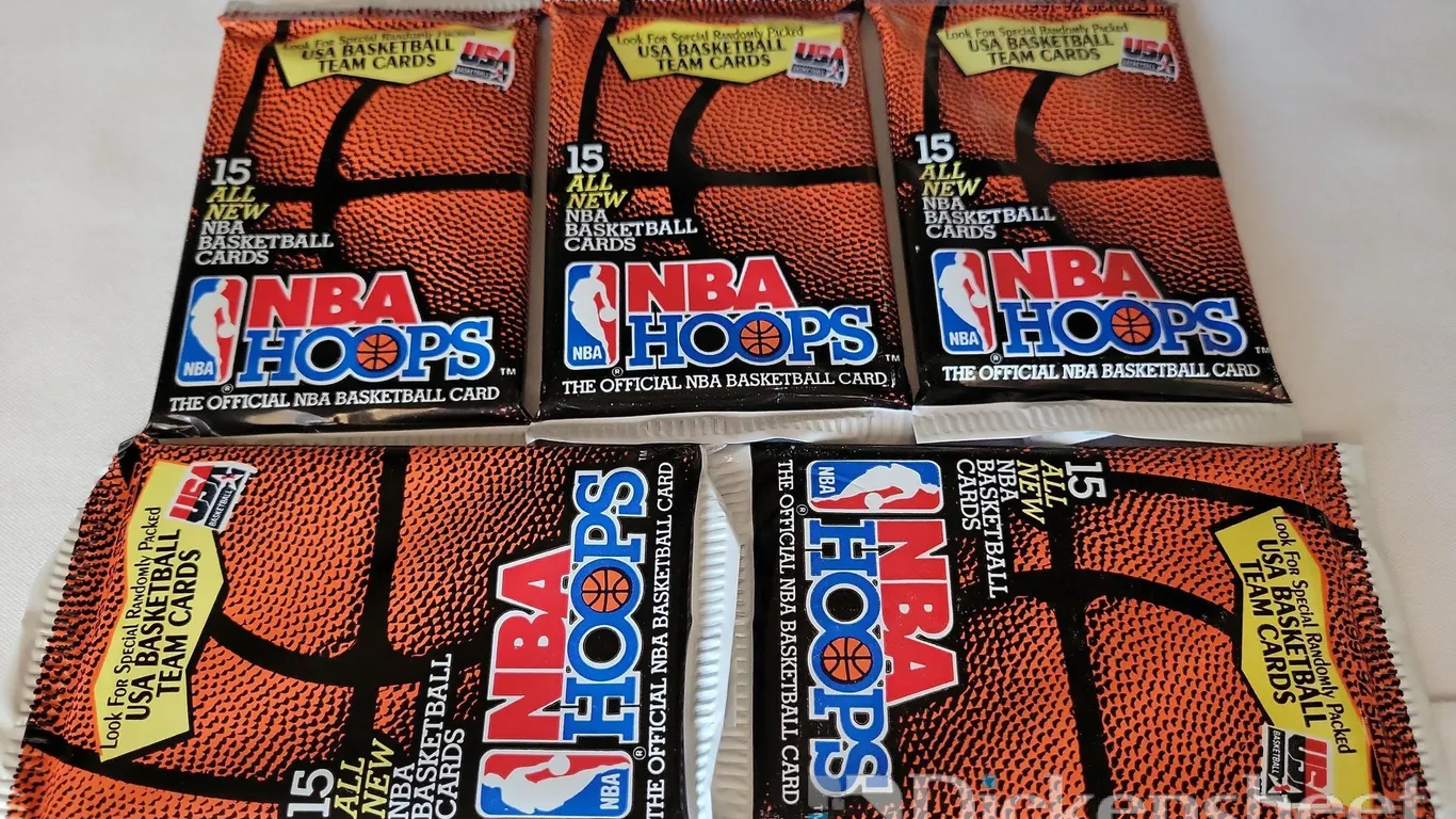 (5) UNOPENED PACKS OF BASKETBALL TRADING CARDS