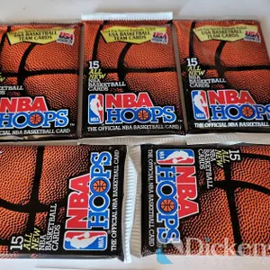 (5) UNOPENED PACKS OF BASKETBALL TRADING CARDS