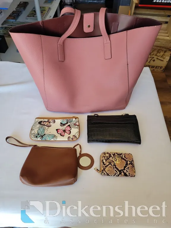 TOTE BAG, WALLET AND CLUTCH LOT