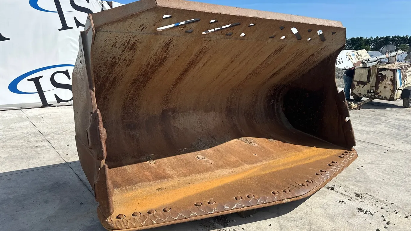 Approx 140" Loader Bucket