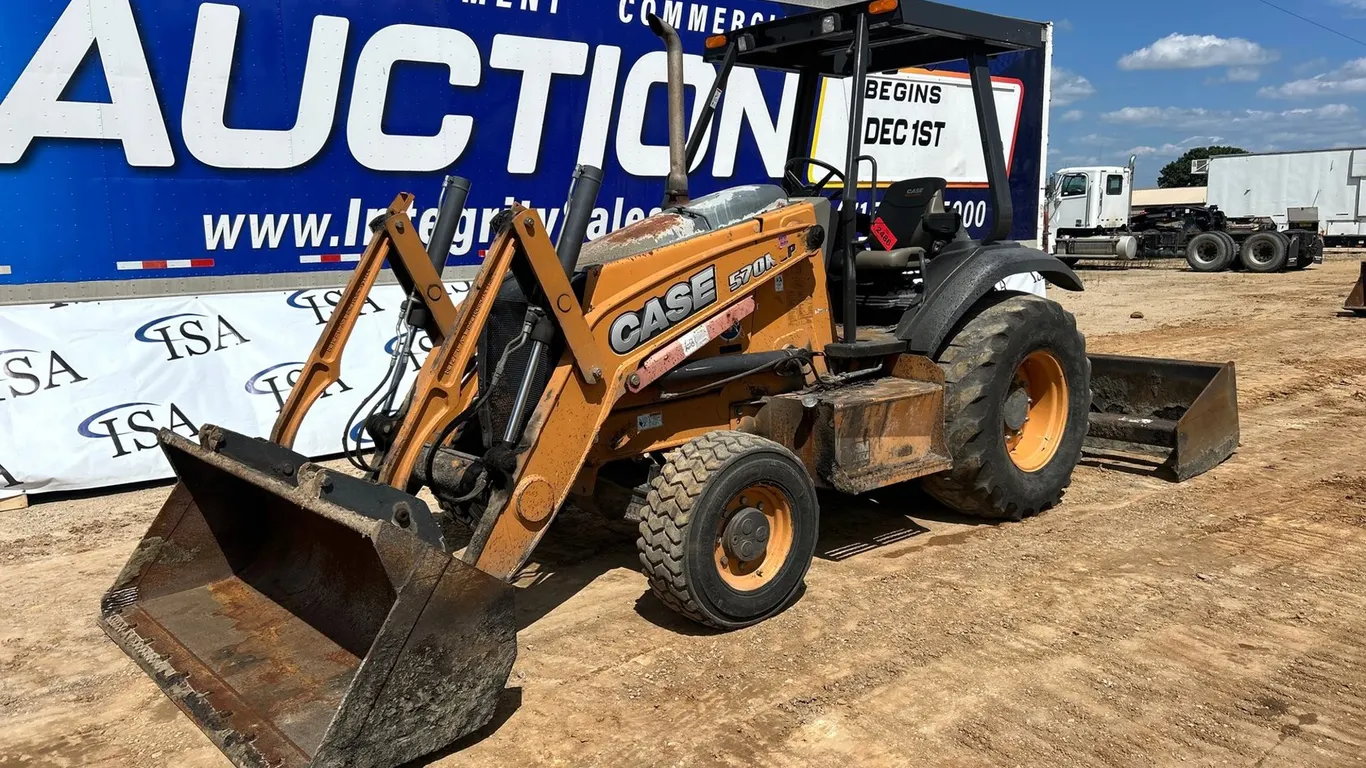 2015 Case 570NEP Skip Loader