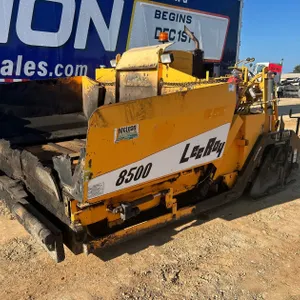 2009 LeeBoy L8500T Paver