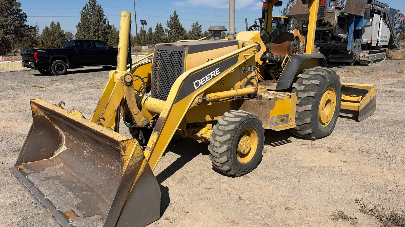 2007 Deere 210LE Skip Loader