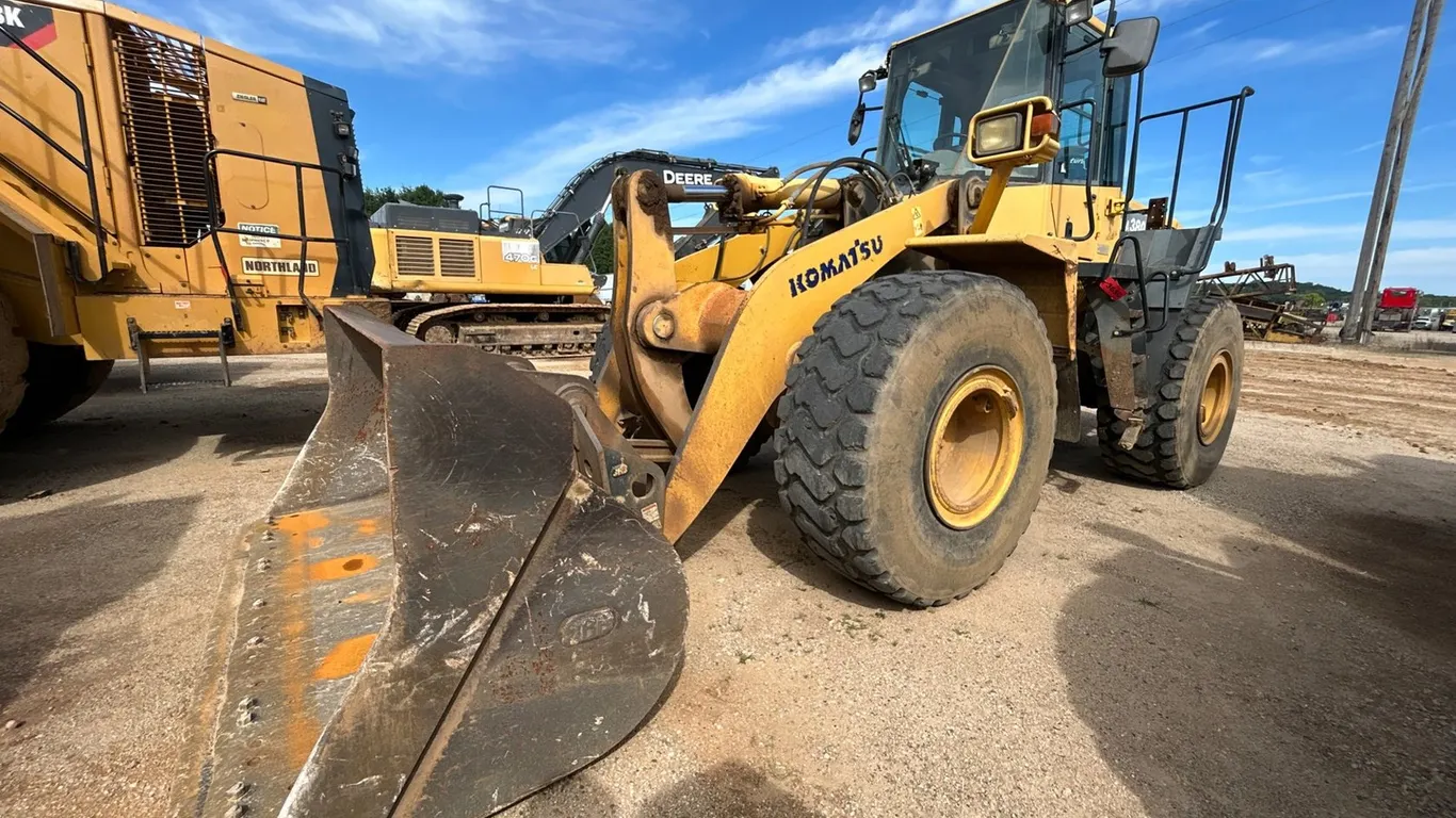 2011 Komatsu W380-6 Wheel Loader