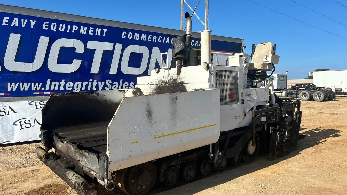 2005 Roadtec RP155 Paver