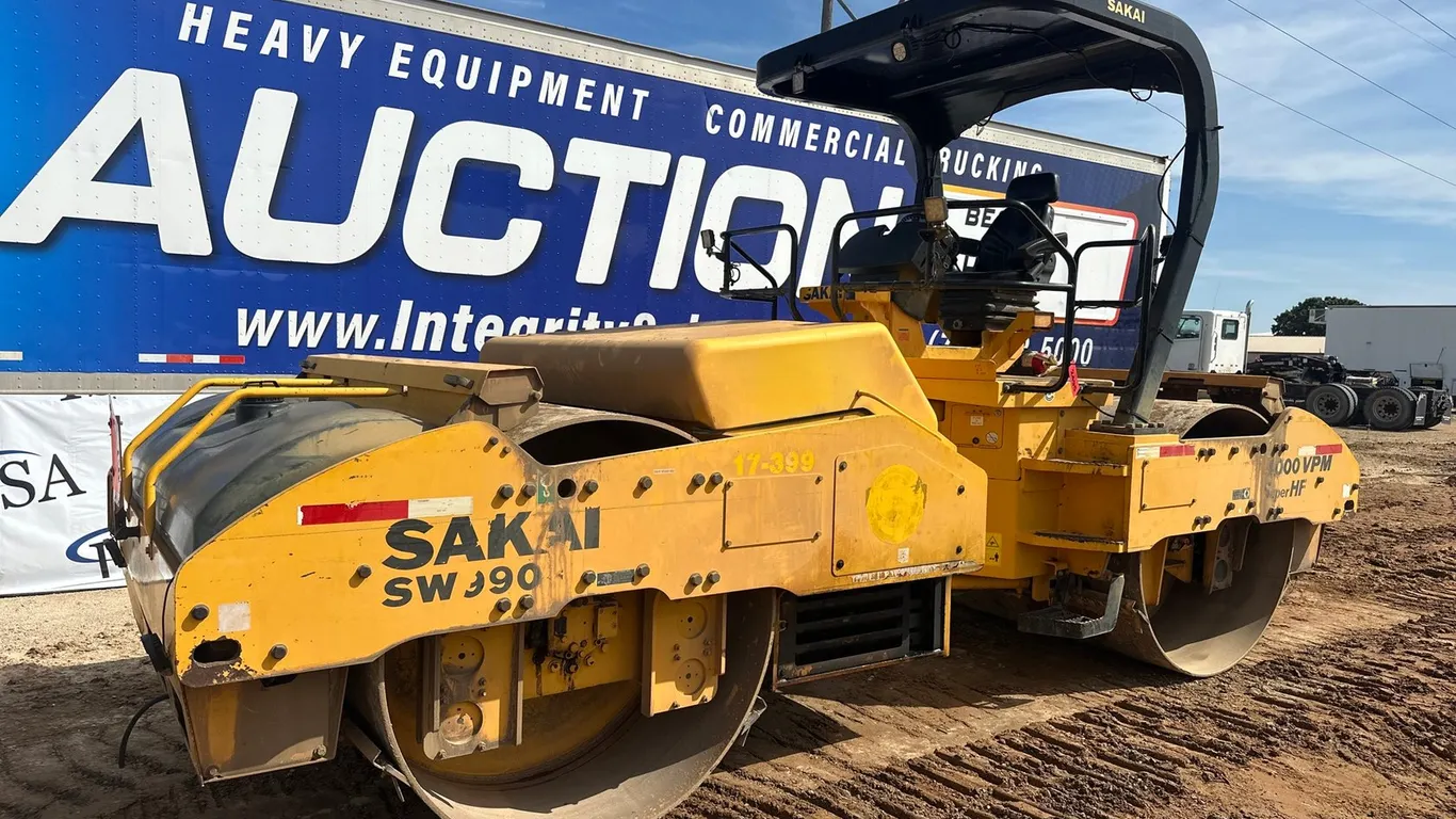 2015 Sakai SW990-1 Double Drum Smooth Roller Compactor