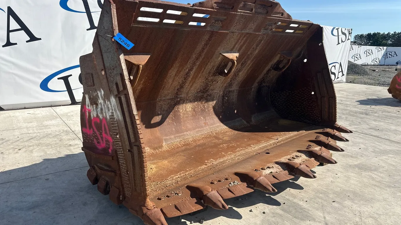 Caterpillar Approx 13' Loader Bucket