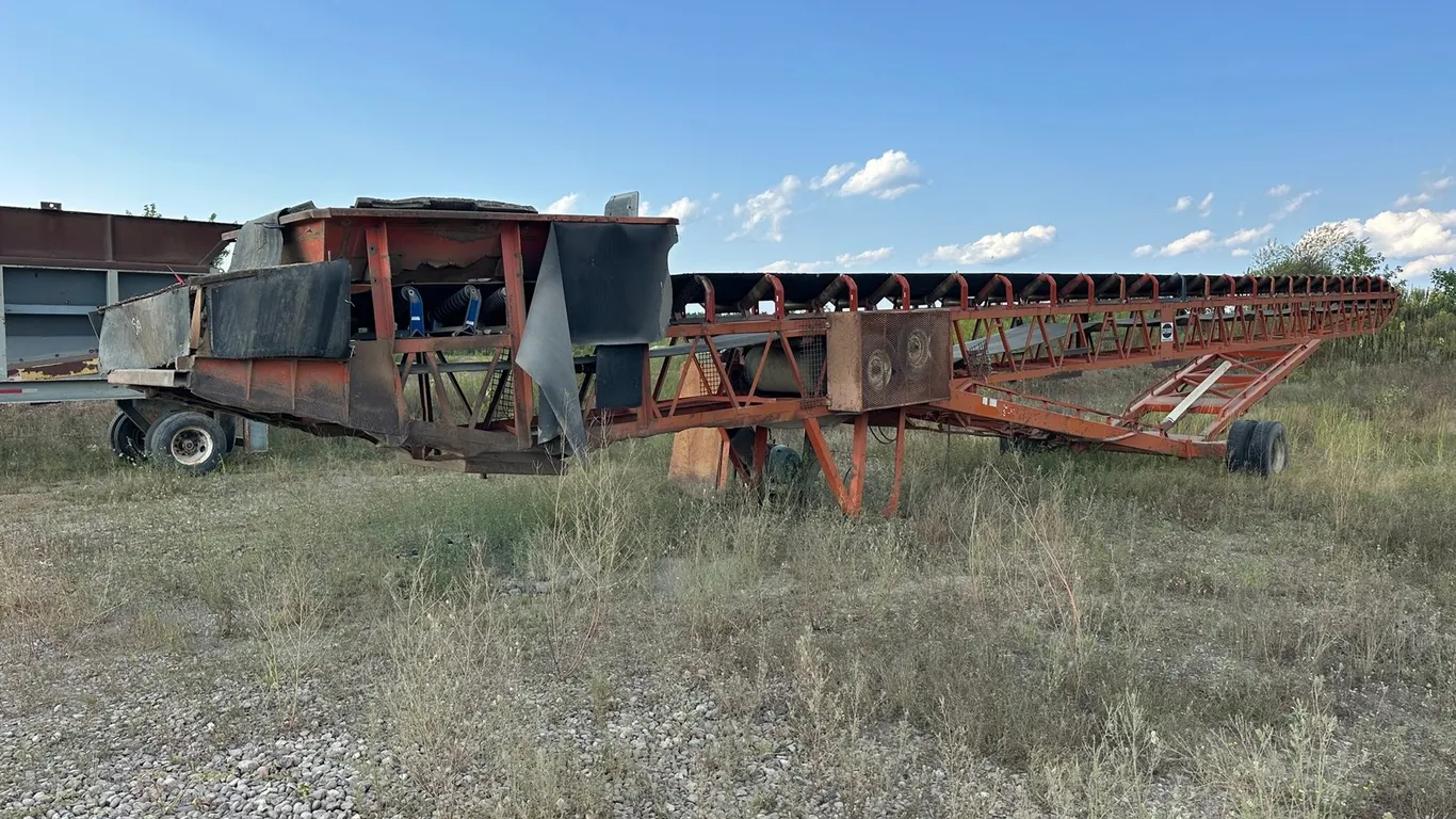 Superior 48x90 90' Stacker Conveyor