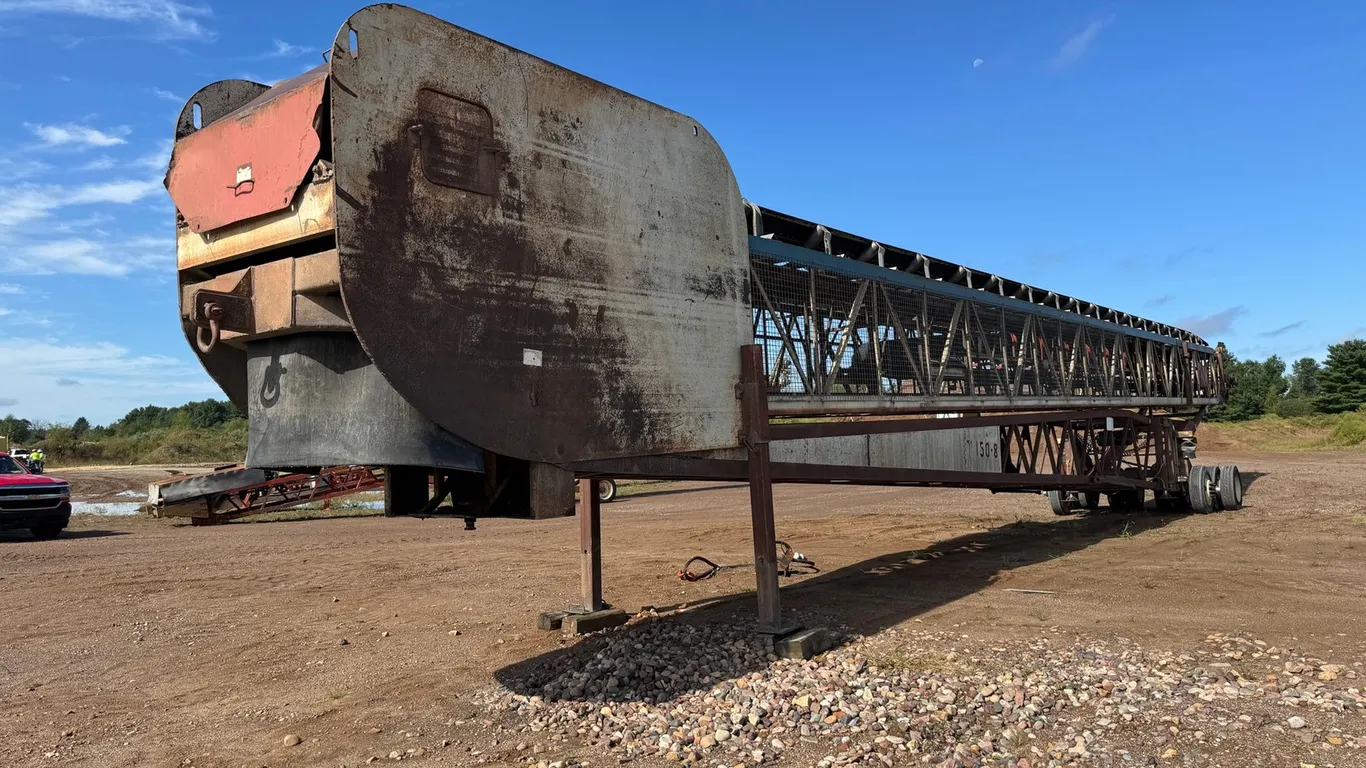Thor T150-8 36"X150' Stacker Conveyor