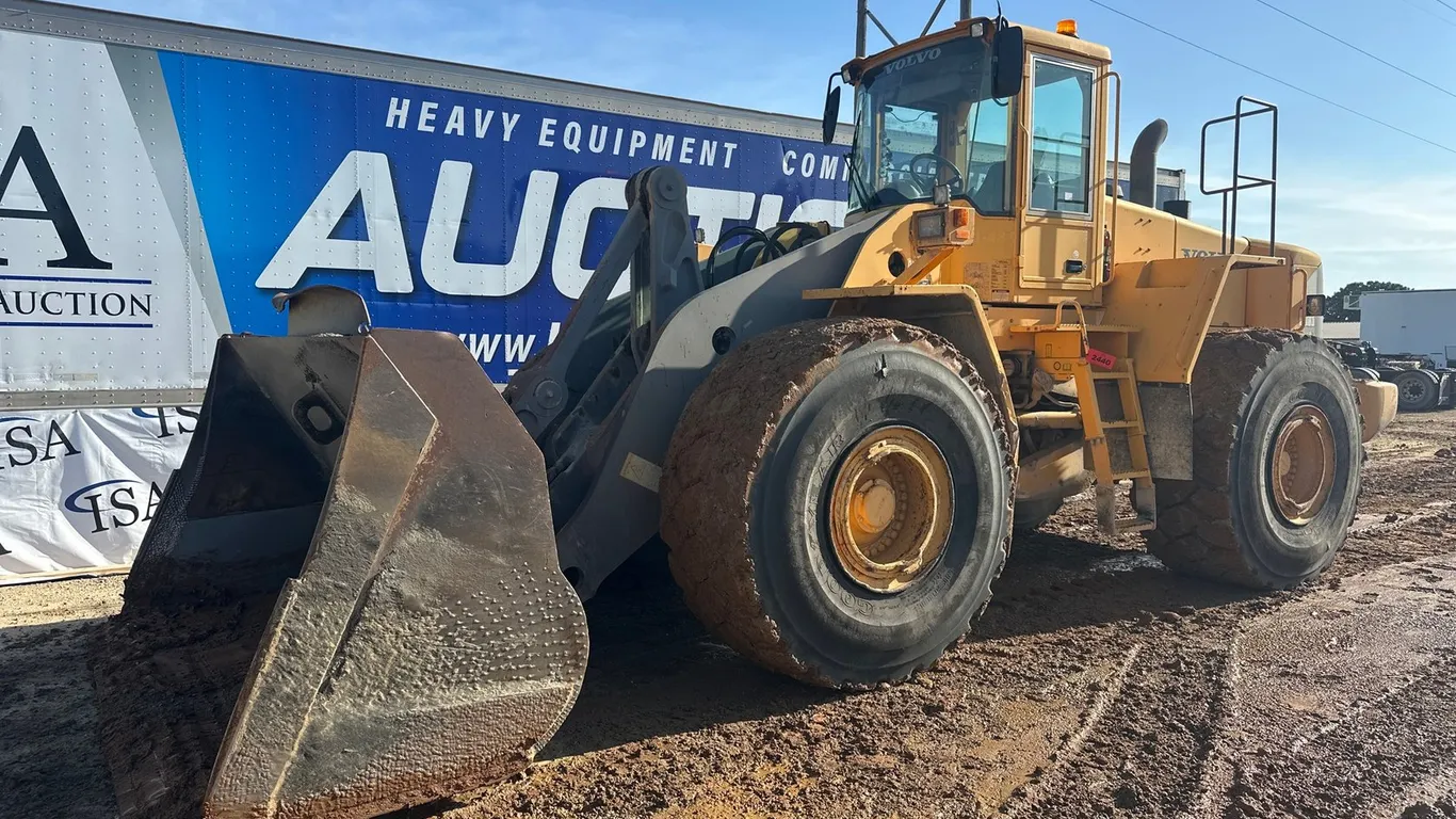 2004 Volvo L220E Wheel Loader