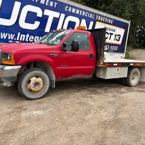 2001 Ford F-450 Flatbed Truck
