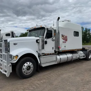 2004 International Eagle 9900i 6x4 Sleeper Cab Truck Tractor