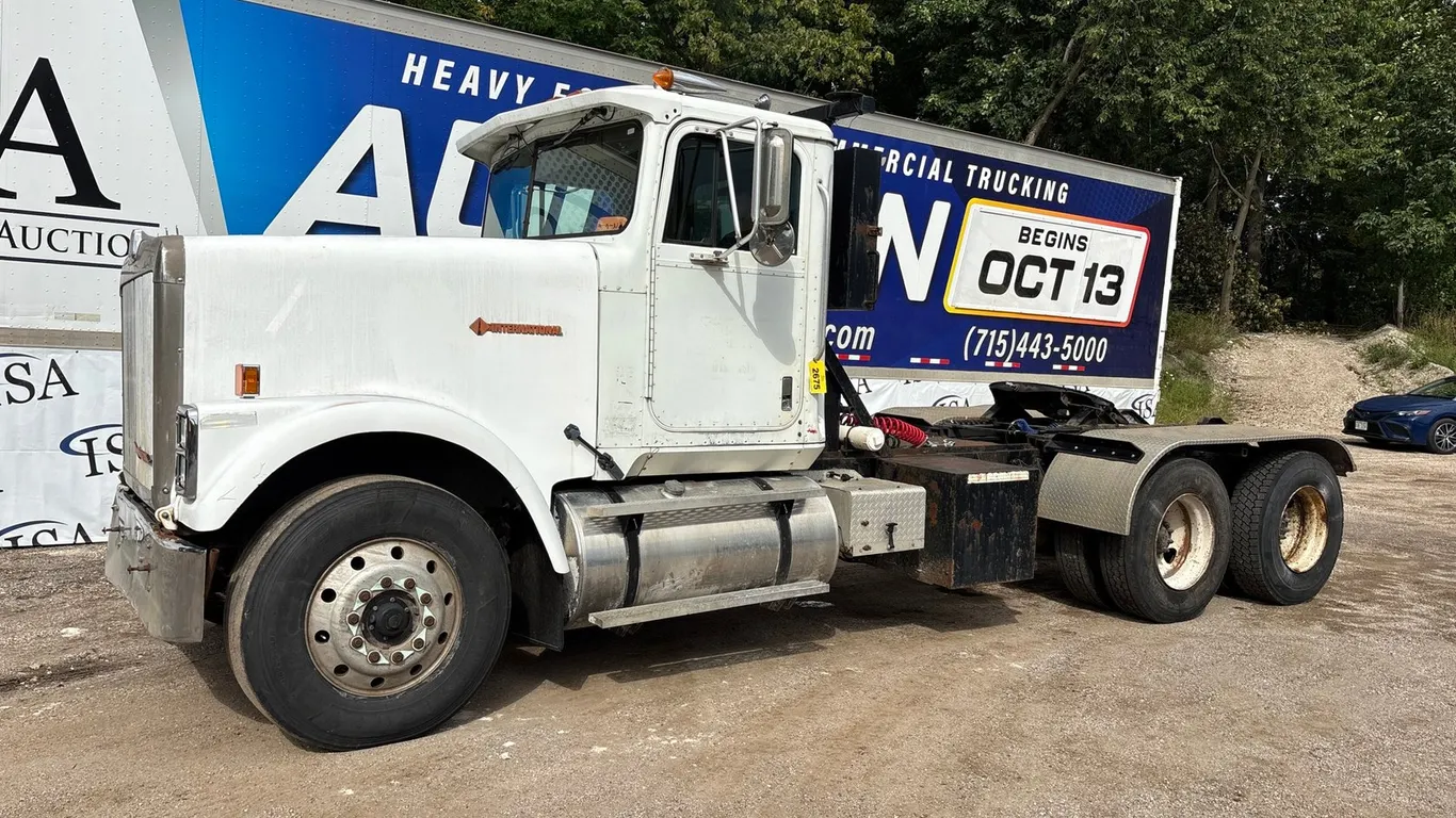 1989 International Day Cab