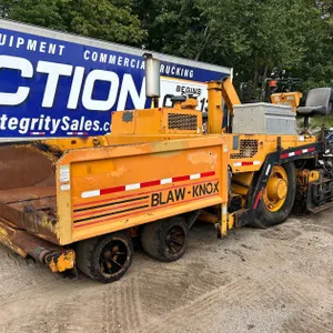 Blaw Knox PF-3200 Paver