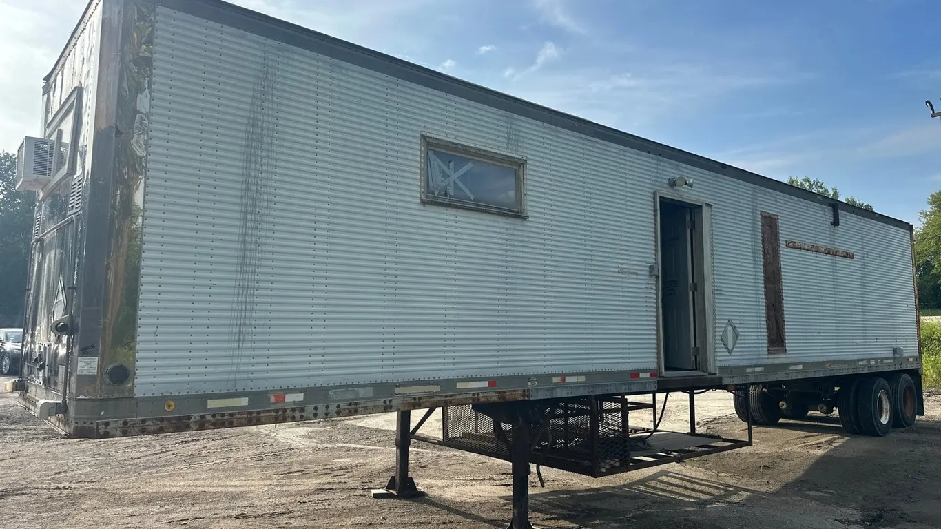 Dorsey 48' Office Semi Trailer