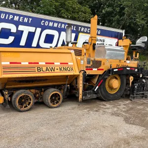 Blaw Knox PF-3200 Paver