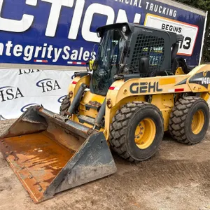 Gehl V400 Wheeled Skid Steer