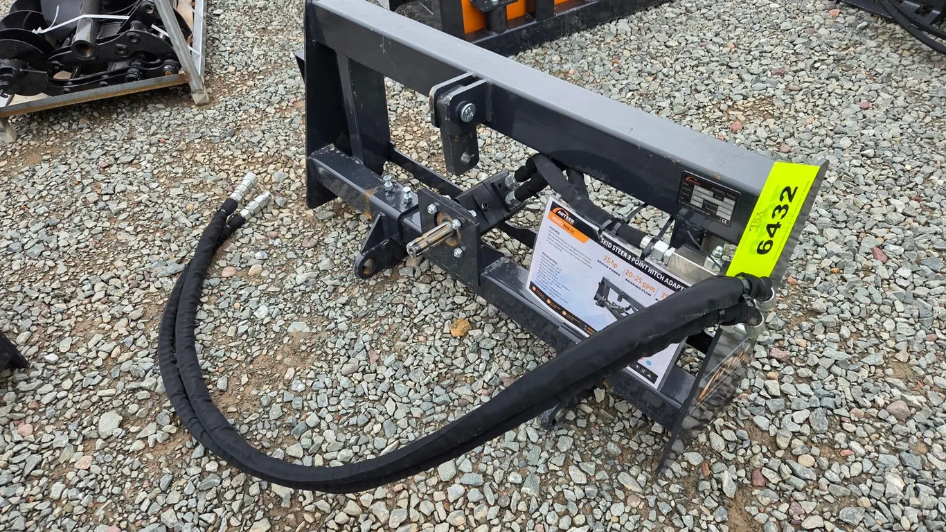 Unused Arteer PHA-2C Skid Steer 3-Point Hitch Adapter