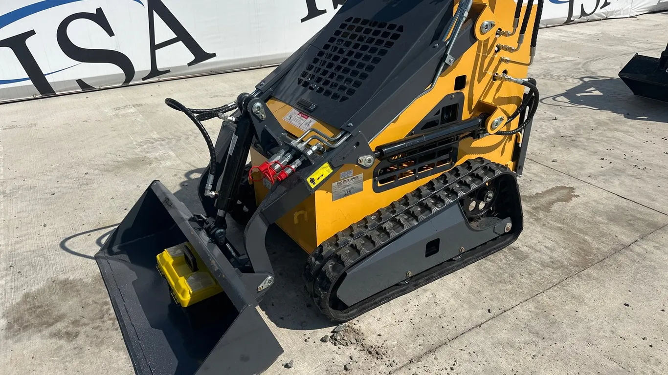 2026 Unused ZJ-380 Mini Skid Steer