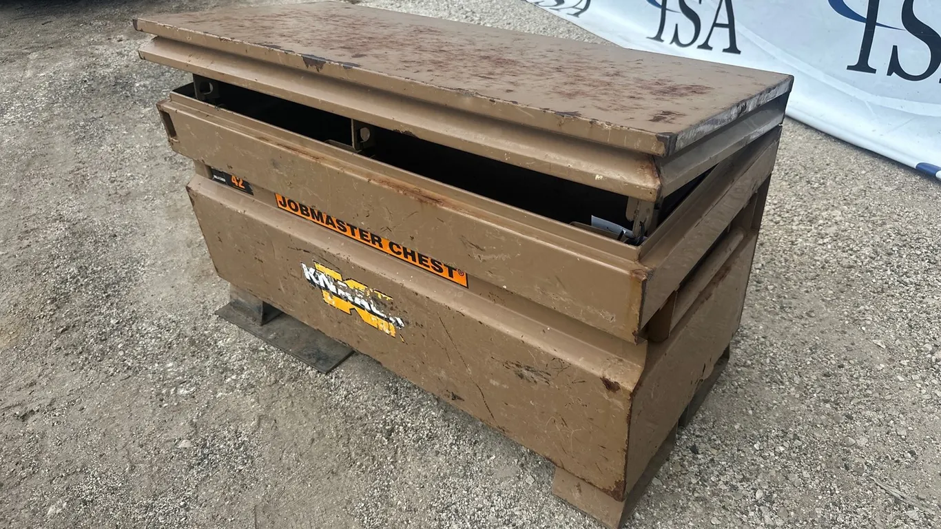 Approx 42"X20"X20" Knack Job Box