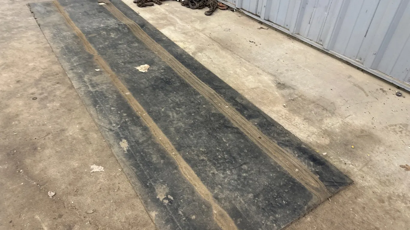 Approx 9'X30" Rubber Mat And Chains